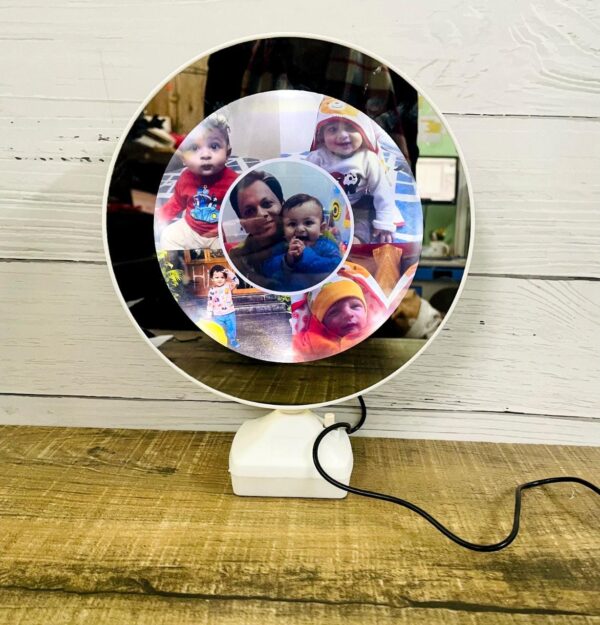 Circle magic mirror