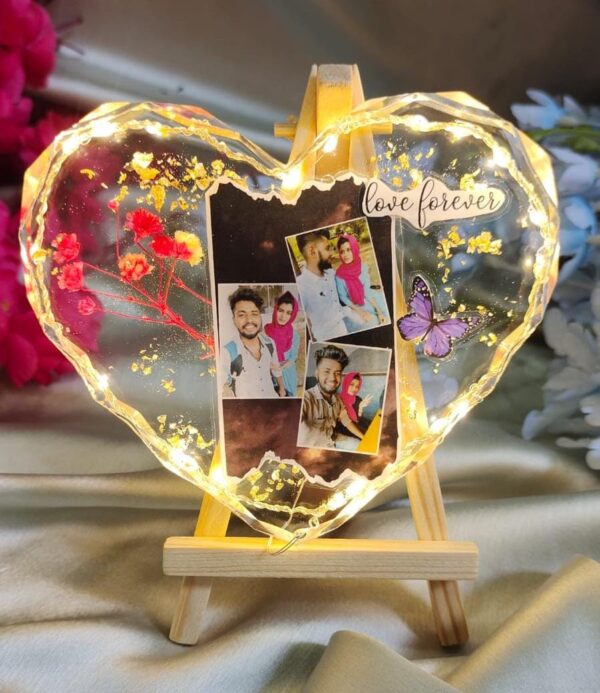 Resin LED hexagonal heart frame