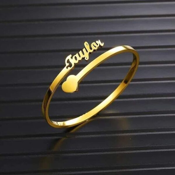 Personalized Single Name Kada – Custom Engraved Bracelet with Heart Design